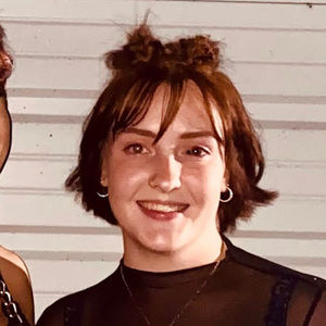 Meet your Posher, Jillian